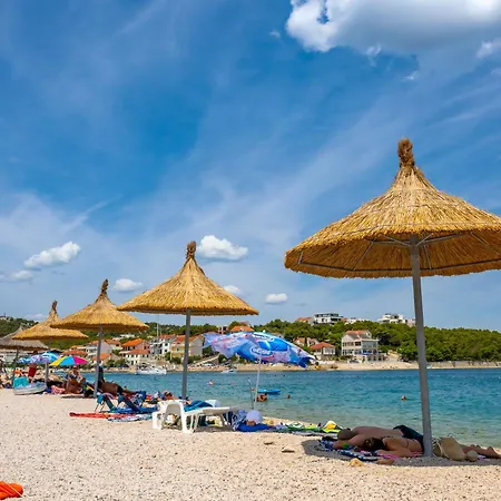 Mala Kuca Od Pokraj Mora 4 Osobe Murter Σπίτι διακοπών